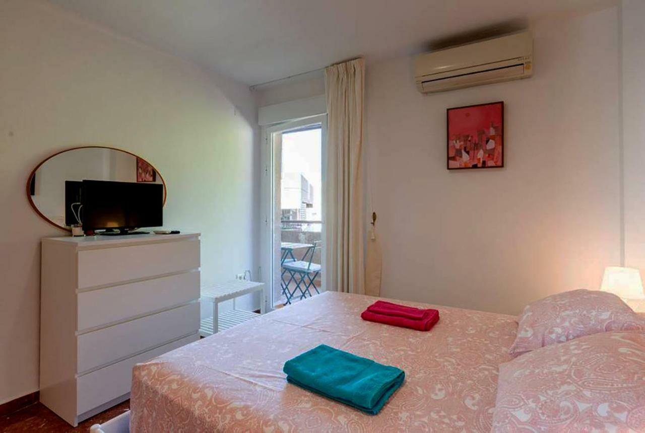 Apartamento Con Parking Gratuito มาลากา ภายนอก รูปภาพ