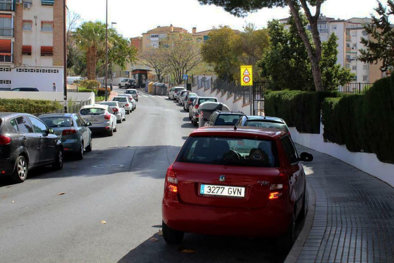 Apartamento Con Parking Gratuito มาลากา ภายนอก รูปภาพ